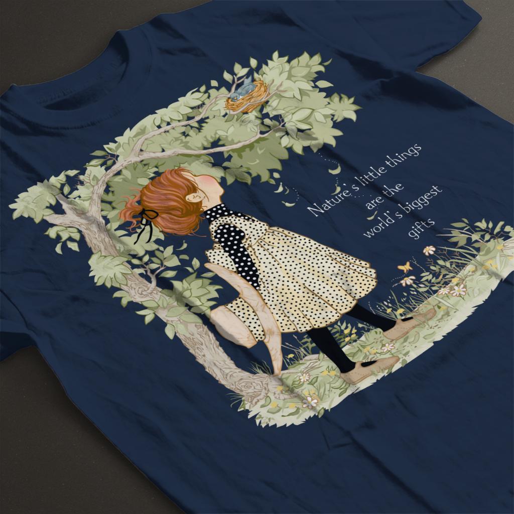 Holly-Hobbie-Classic-Natures-Little-Things-Light-Text-Kids-T-Shirt